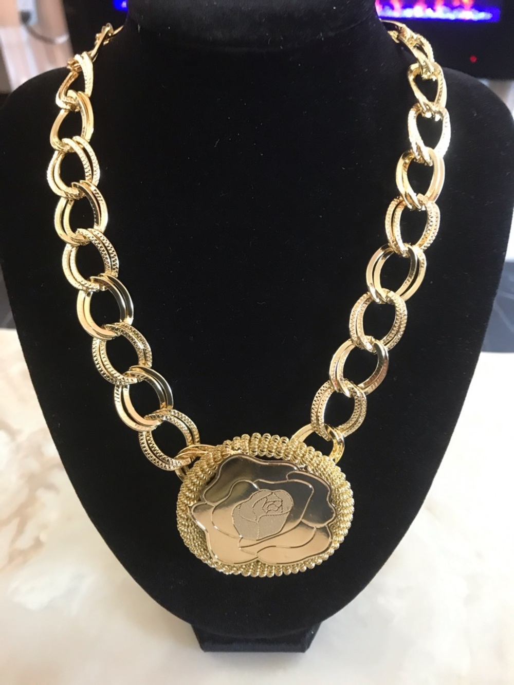 Gold Tone Floral Medallion Chain Necklace - Women Jewelry